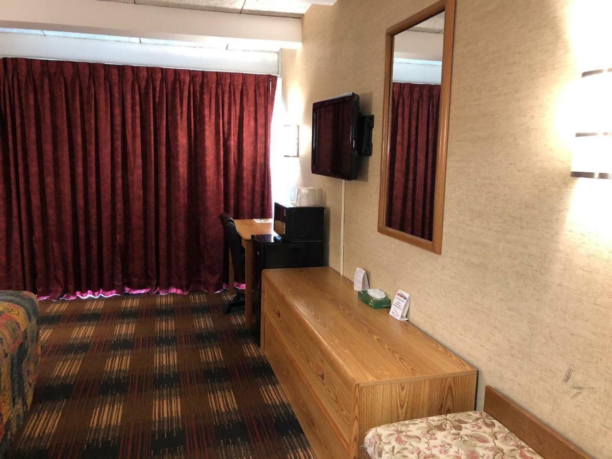 Red Carpet Inn Syracuse Airport North Syracuse Dış mekan fotoğraf