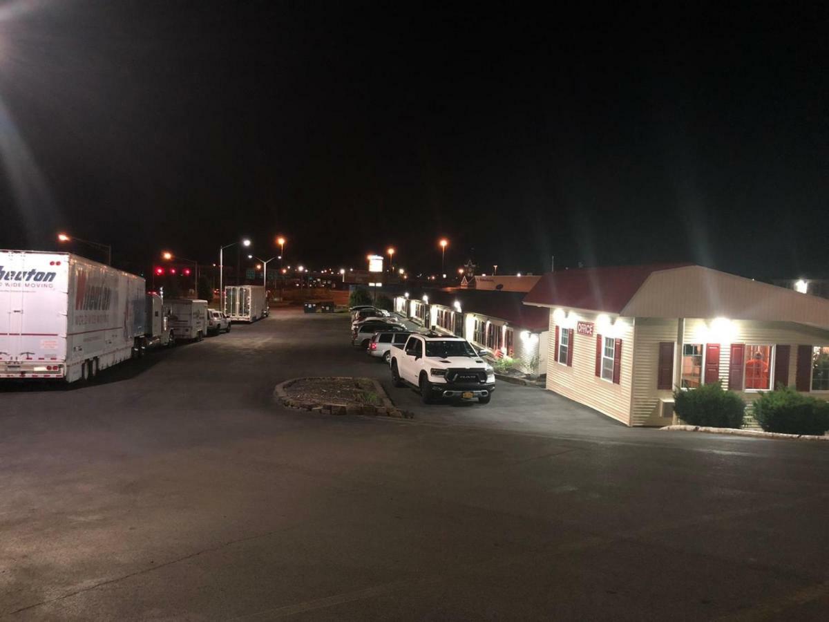 Red Carpet Inn Syracuse Airport North Syracuse Dış mekan fotoğraf